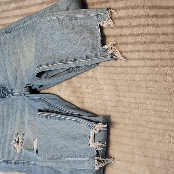 American Eagle Next Level Stretch Distressed Jeans - Picture 4 of 6